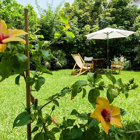Grandma's Secret Garden *